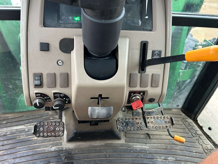 2012-john-deere-5101e-image-48