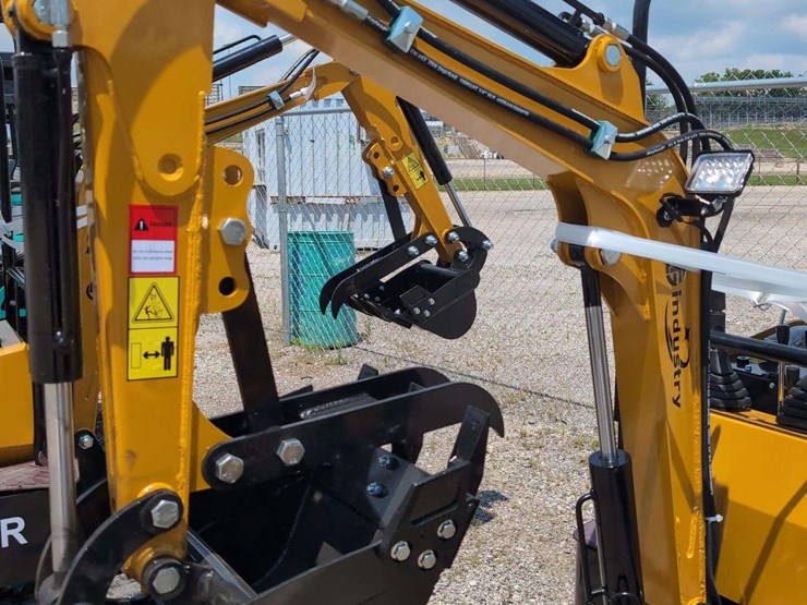 cfg-industries-mini-excavator---h13r-image-2
