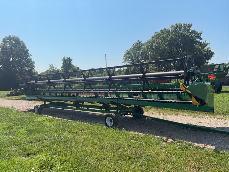 john-deere-635f-image-1