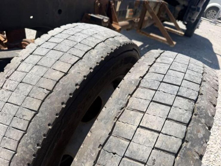 2016-ford-f550-xl-image-31