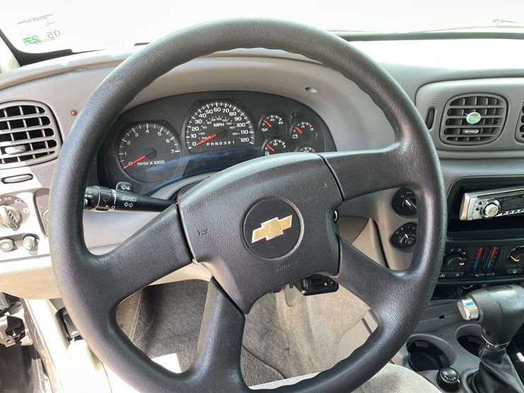2006-chevrolet-blazer-image-12