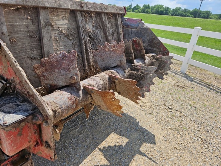 new-holland-195-image-20