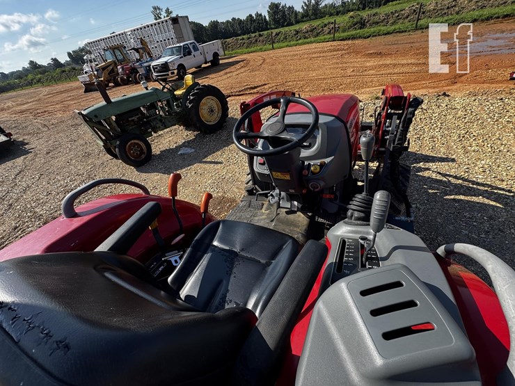 massey-ferguson-1736-image-6