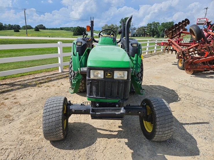 john-deere-5220-image-8