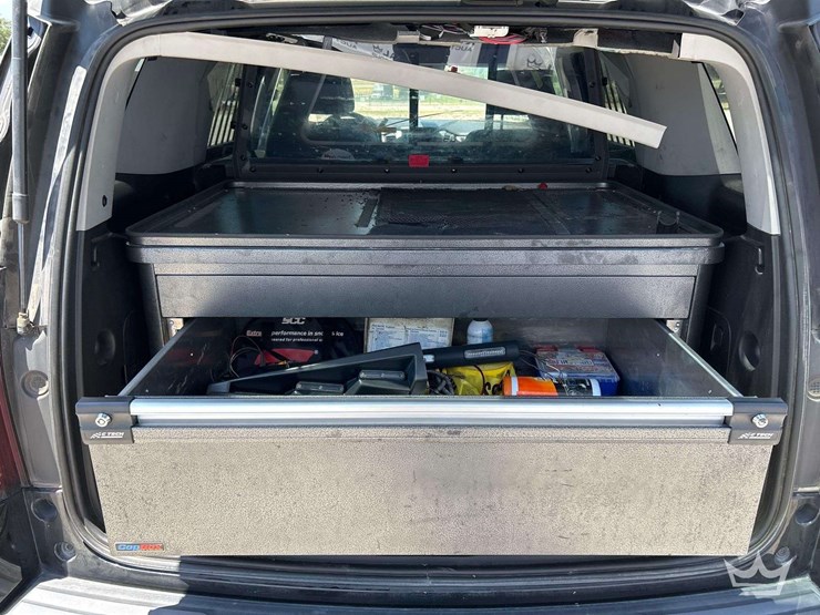 2020-chevrolet-tahoe-image-22