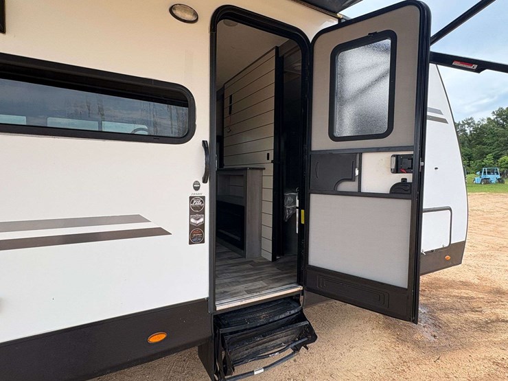 2021-keystone-kodiak-se-travel-trailer-image-13