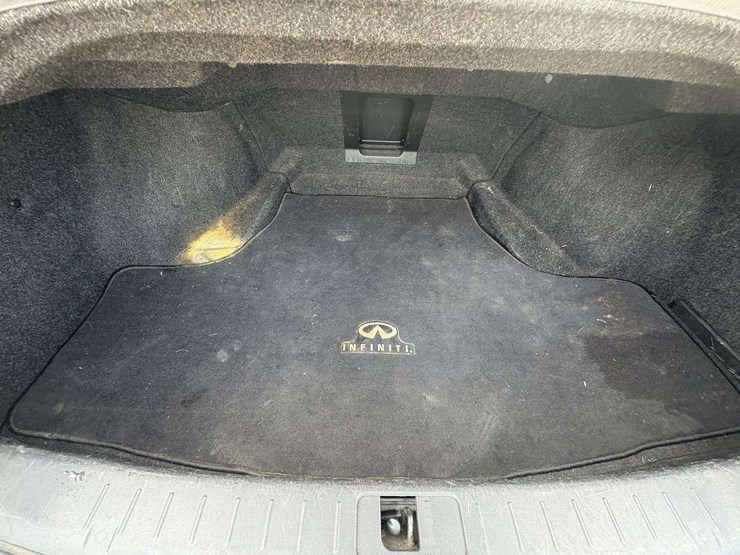 2013-infiniti-m37-4-door-sedan-(156,834-miles)-image-26