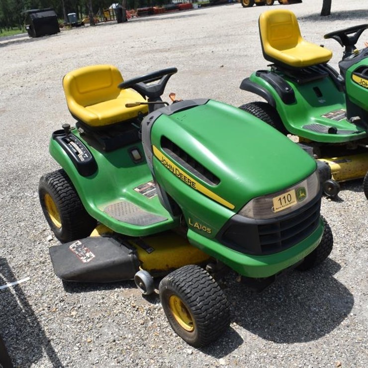 JOHN DEERE LA105