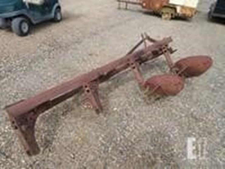 4-bottom-turning-plow-image-2