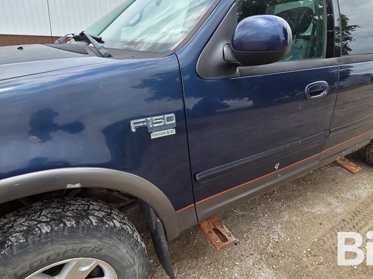 2002-ford-f150-xlt-image-16