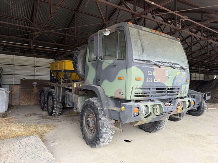 2002-stevenson-6x6-military-truck-image-4