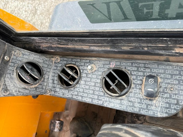 jcb-1cxt-image-28