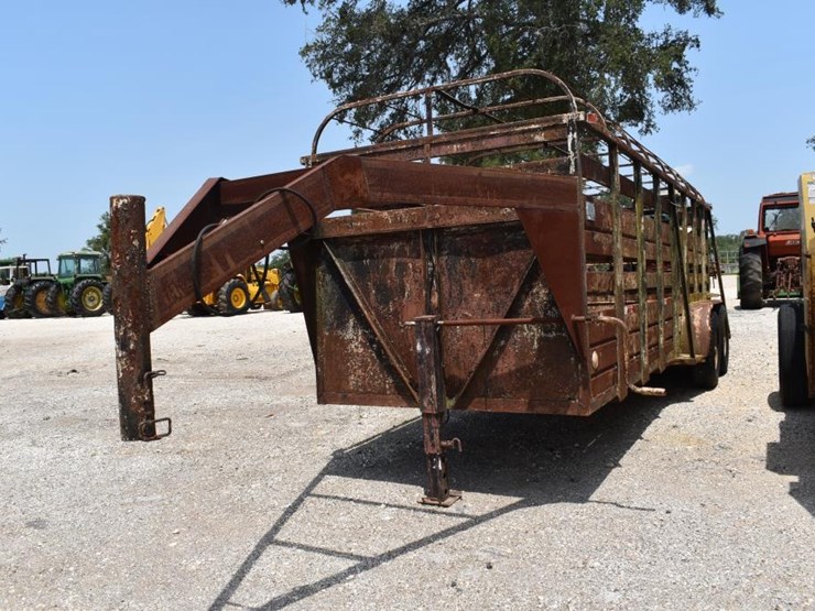5'-8"-x-20'-bruton-gooseneck-cattle-trailer-w/-tarp-(vin-#-012746)-(plate-#-image-2