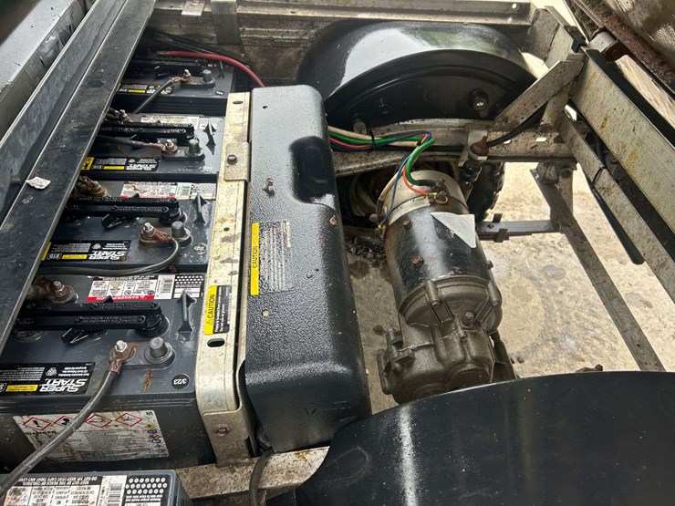 2015-club-car-carryall-ca500-utility/dump-golf-cart-(2,215-hours)-(eq#-cc07)-image-17