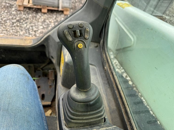2020-bobcat-t76-image-20