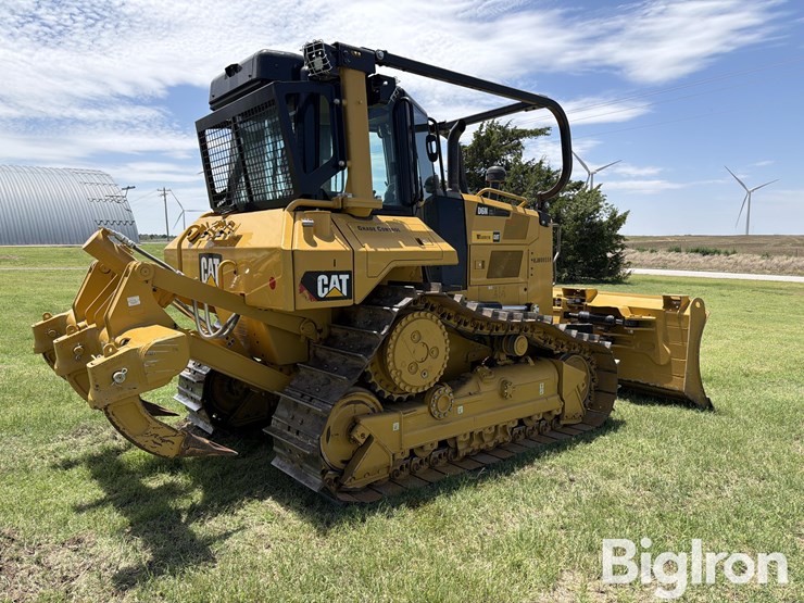 2019-caterpillar-d6n-image-5