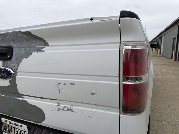 2010-ford-f-15-xl-image-19