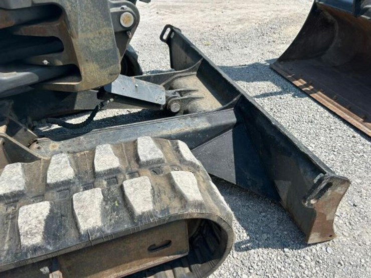 2022-bobcat-e88-image-43