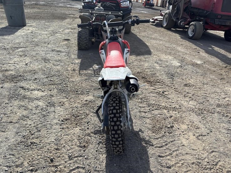 2016-honda-crf110-dirt-bike-image-8