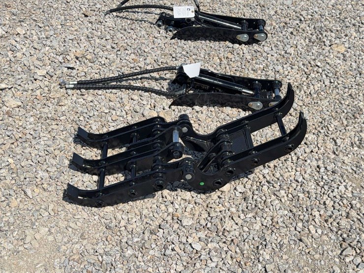 15”-grapple-for-mini-excavator-image-2