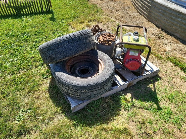 (2)-buckets-of-horse-shoes,-(2)-235/60r15-tires,-(1)-honda-wb20t-gas-motor-w/transfer-pump-image-3
