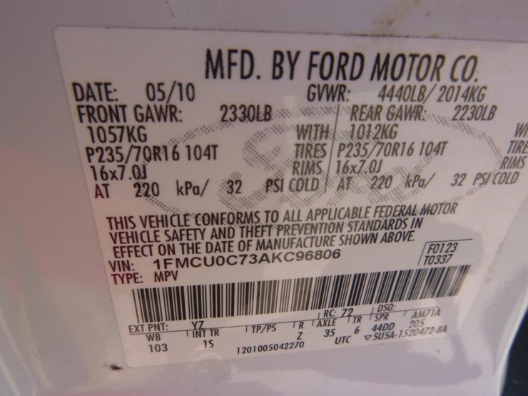 2010-ford-escape-image-17