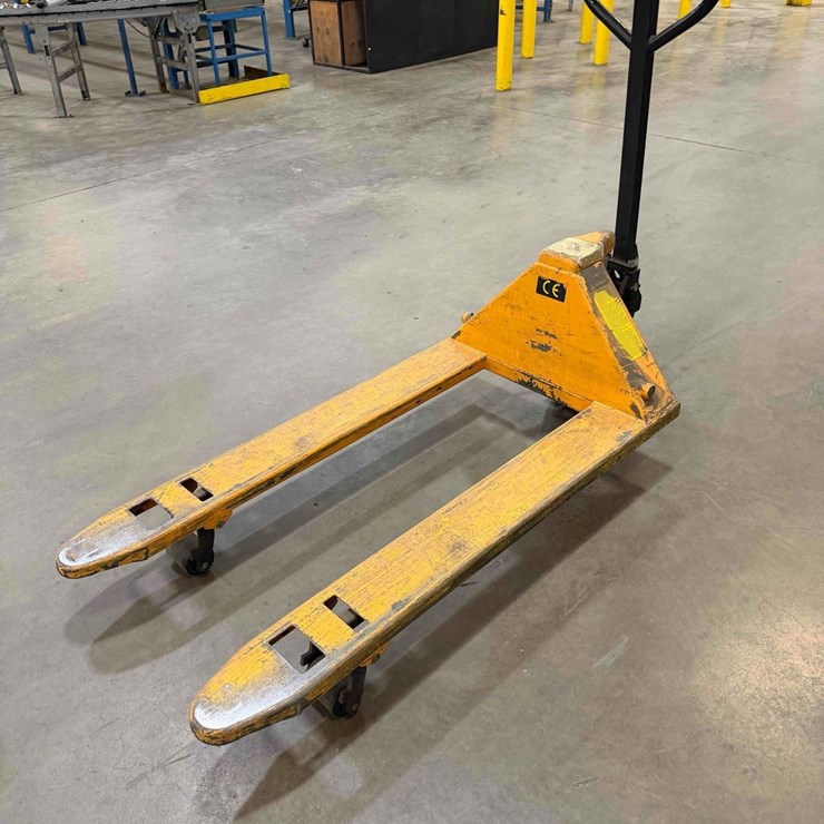 Manual Pallet Jack