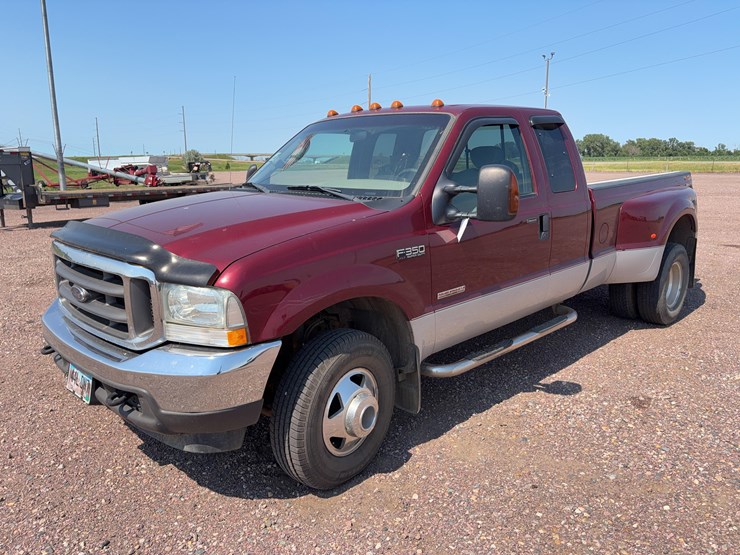 2004-ford-350-image-1