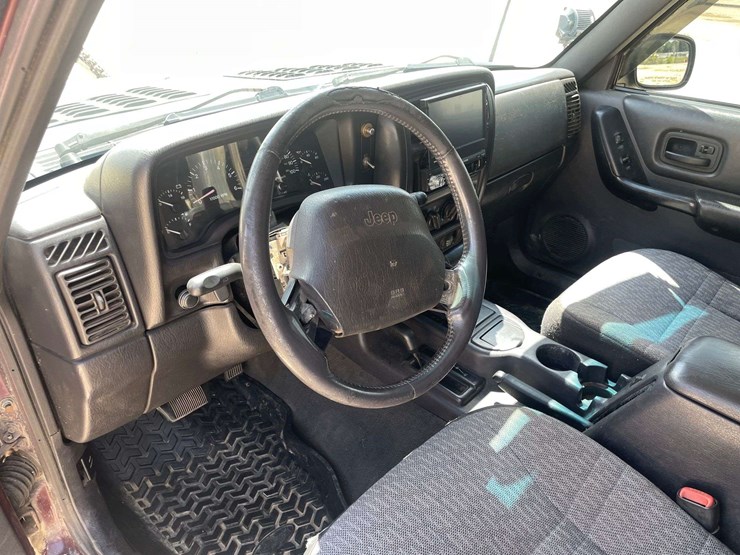 2000-jeep-cherokee-image-11