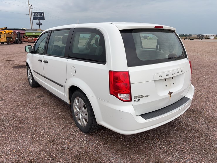 2014-dodge-grand-caravan-image-7