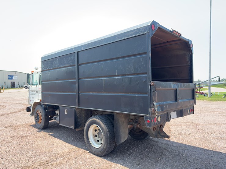 1997-mack-ms200p-dump-truck-image-7