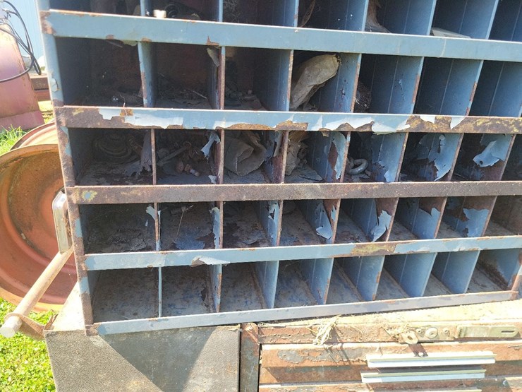 portable-tool-box-and-bolt-bins-w/contents-image-15