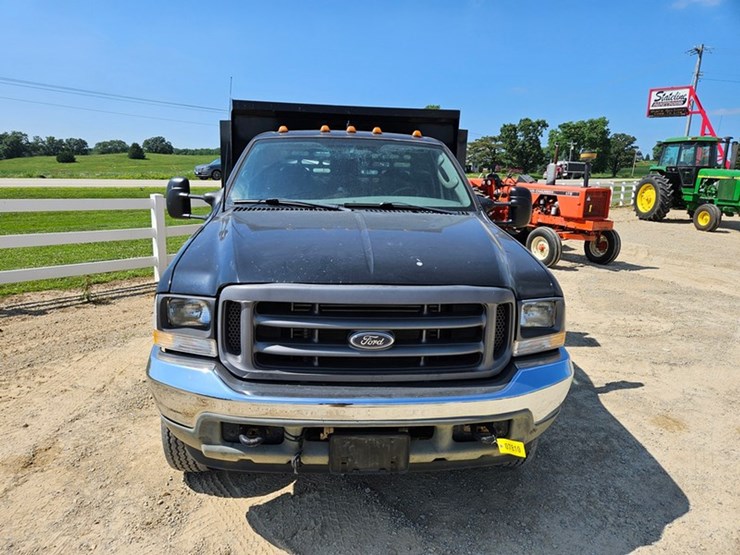 2003-ford-f550-image-7