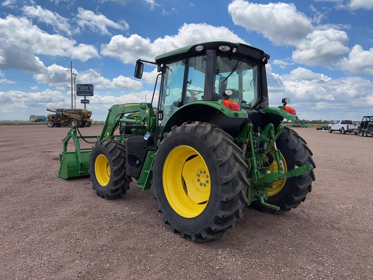2023-john-deere-6130m-image-8