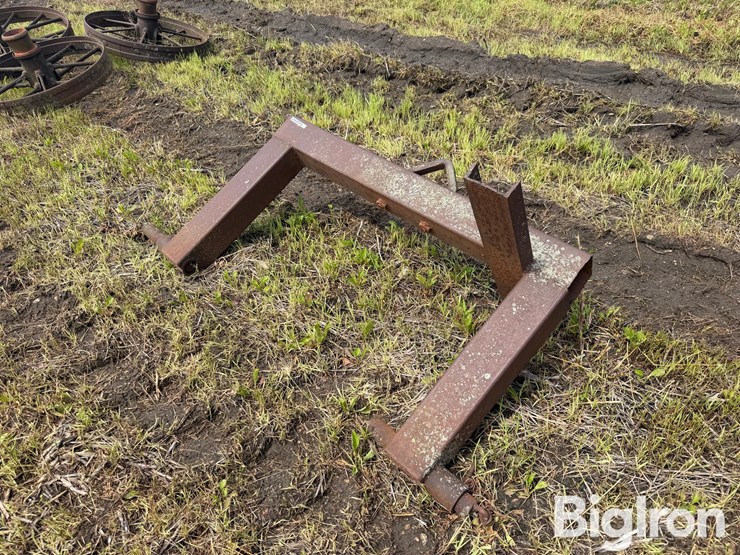 loader-bucket-adapter-image-1