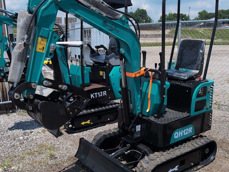 cfg-industries-mini-excavator---qh12r-image-1