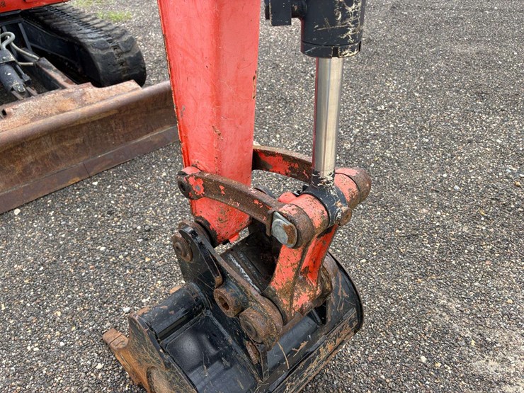 kubota-kx040-4-image-17