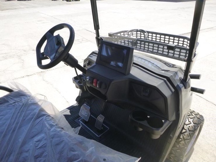 electric-golf-cart-image-13
