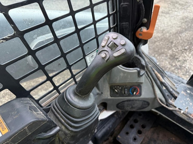 2018-bobcat-t650-image-26