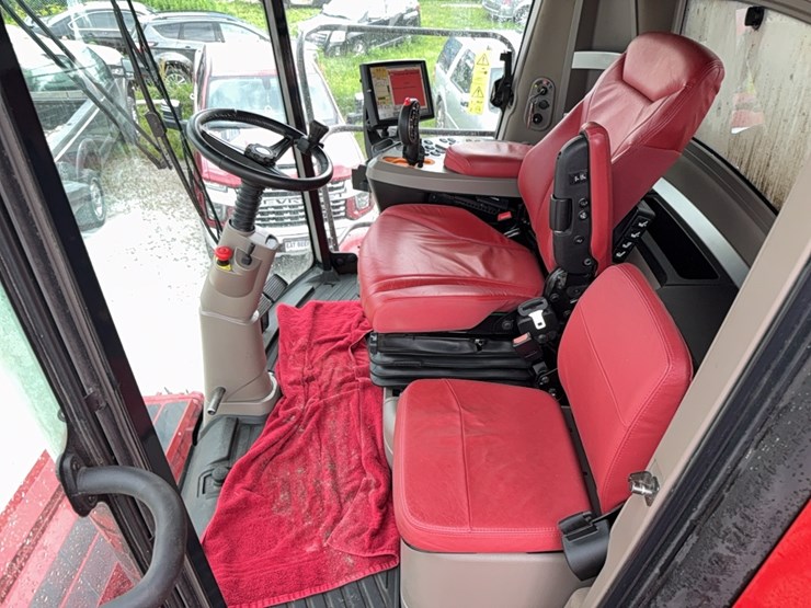 2022-case-ih-8250-image-63