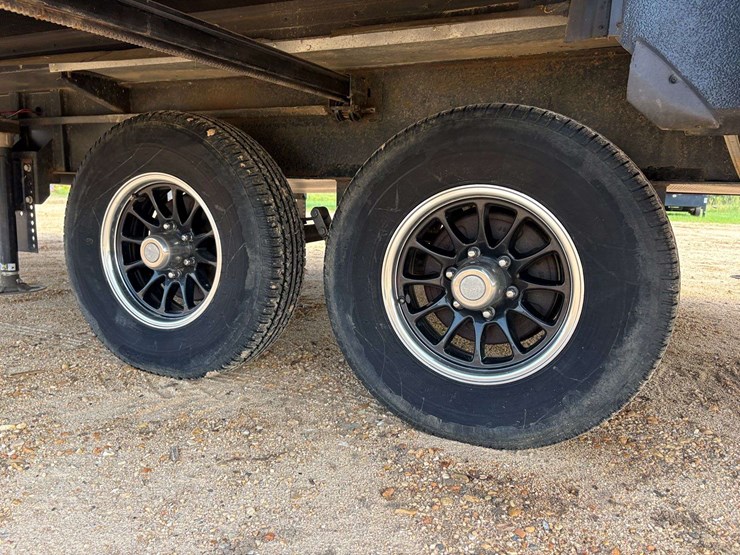 2021-keystone-volante-40'-5th-wheel-travel-trailer-image-7