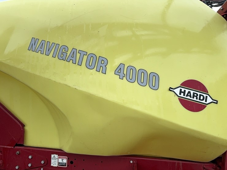 hardi-4000-navigator-sprayer-image-23