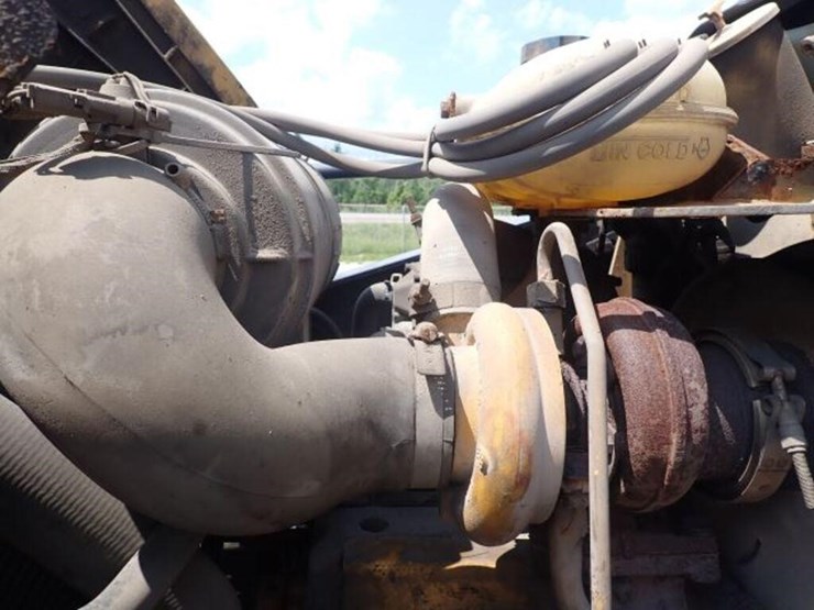2009-deere-310sj-image-47