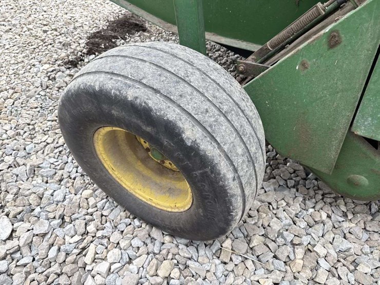 john-deere-535-image-9