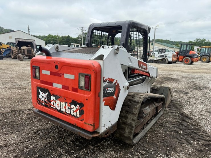 2022-bobcat-t550-image-4