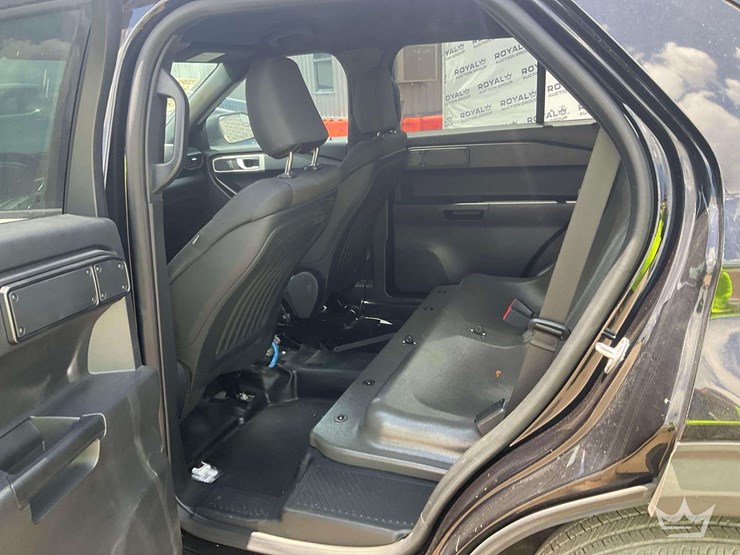 2020-ford-explorer-image-20