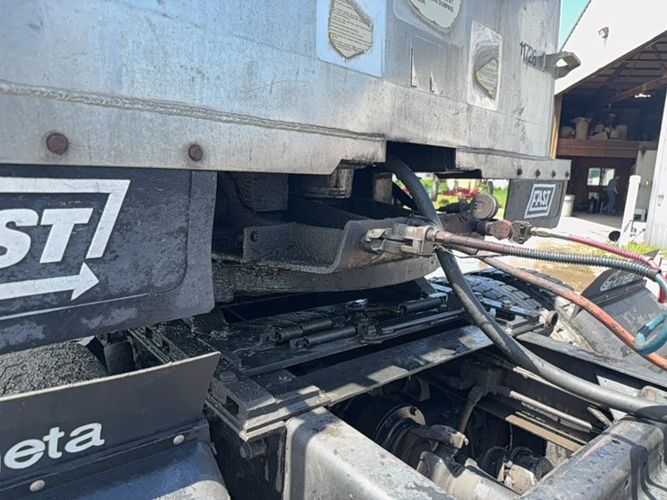 1990-39'-east-aluminum-dump-trailer-image-9