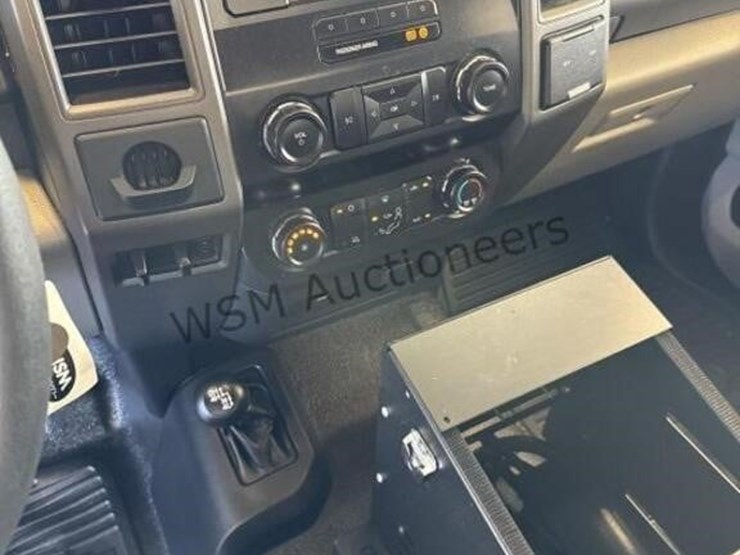 2019-ford-f450-image-22