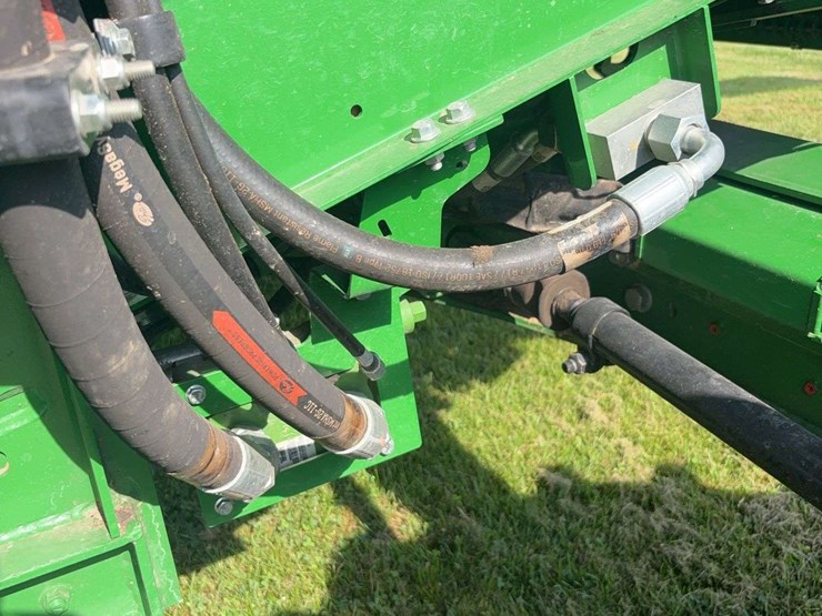 2023-john-deere-s780-image-46