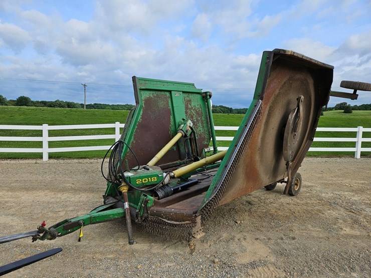 2018-john-deere-2018-image-1